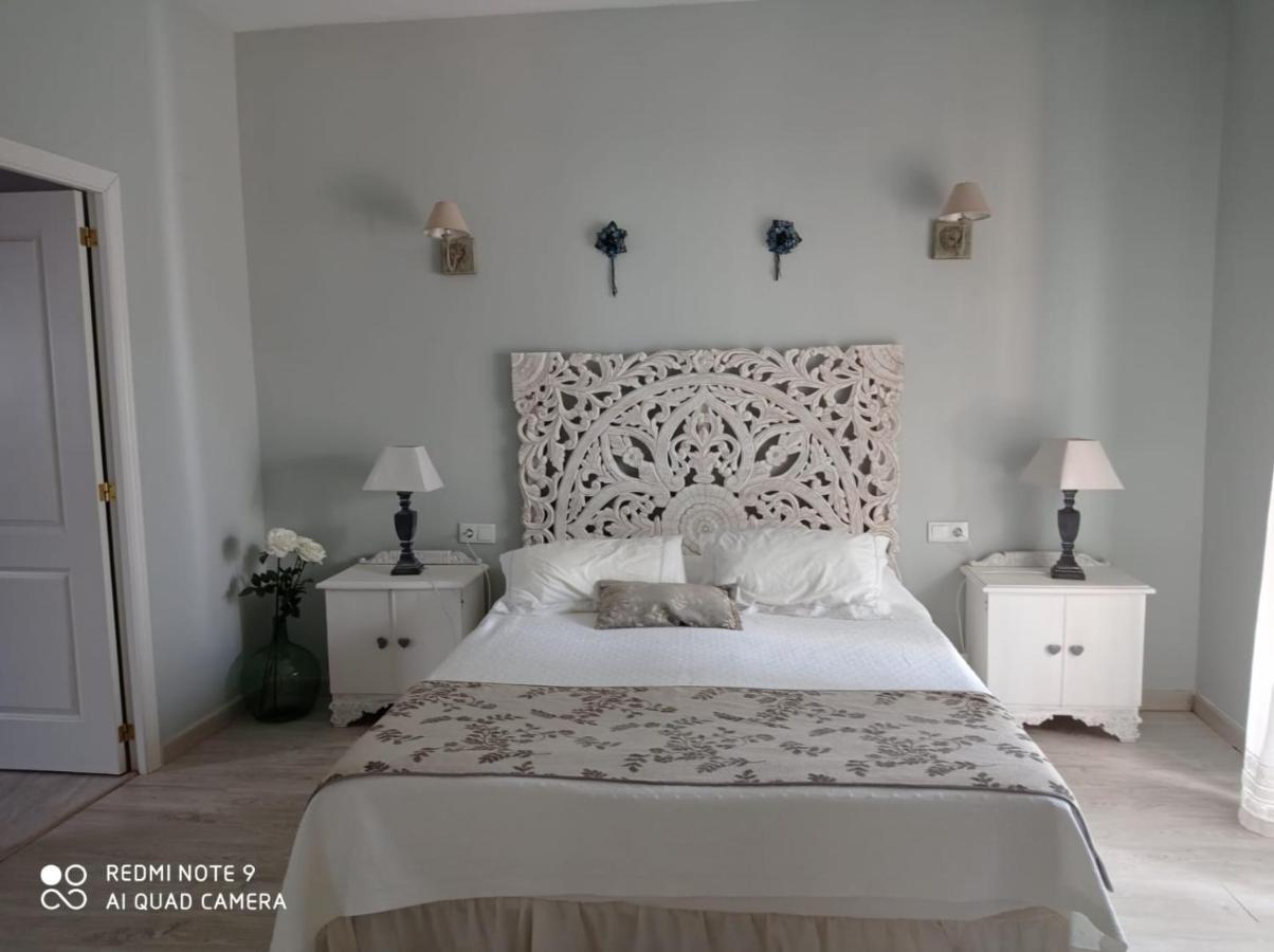 Finca La Favorita- Suites (Adults Only) Constantina Exterior photo